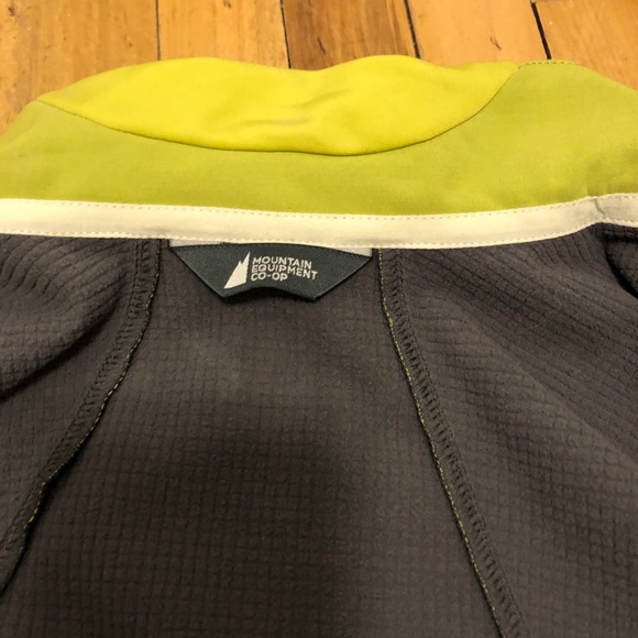 MEC running jacket - never worn, fits like a m/l - Picture 4 of 12